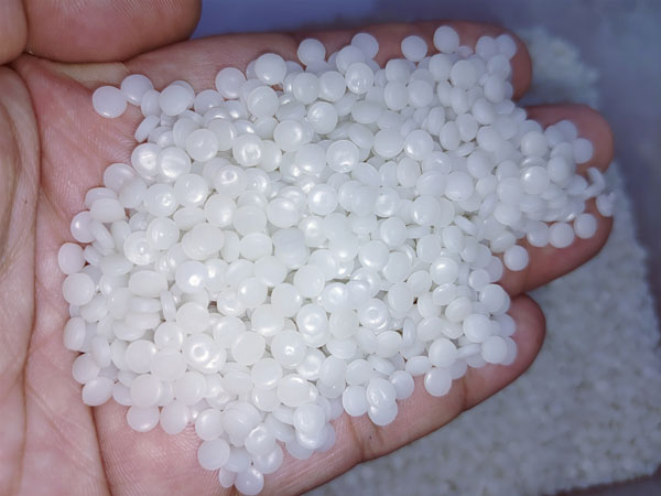 宿迁中空吹膜HDPE再生颗粒