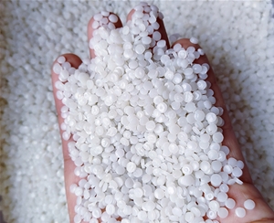 宿迁中空吹塑桶HDPE专用颗粒